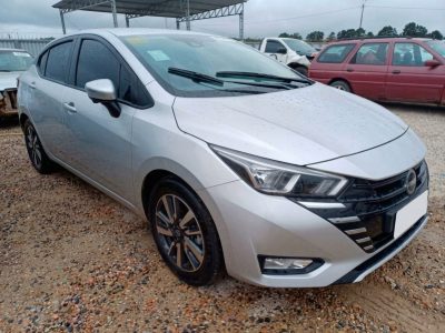 NISSAN VERSA 23/24